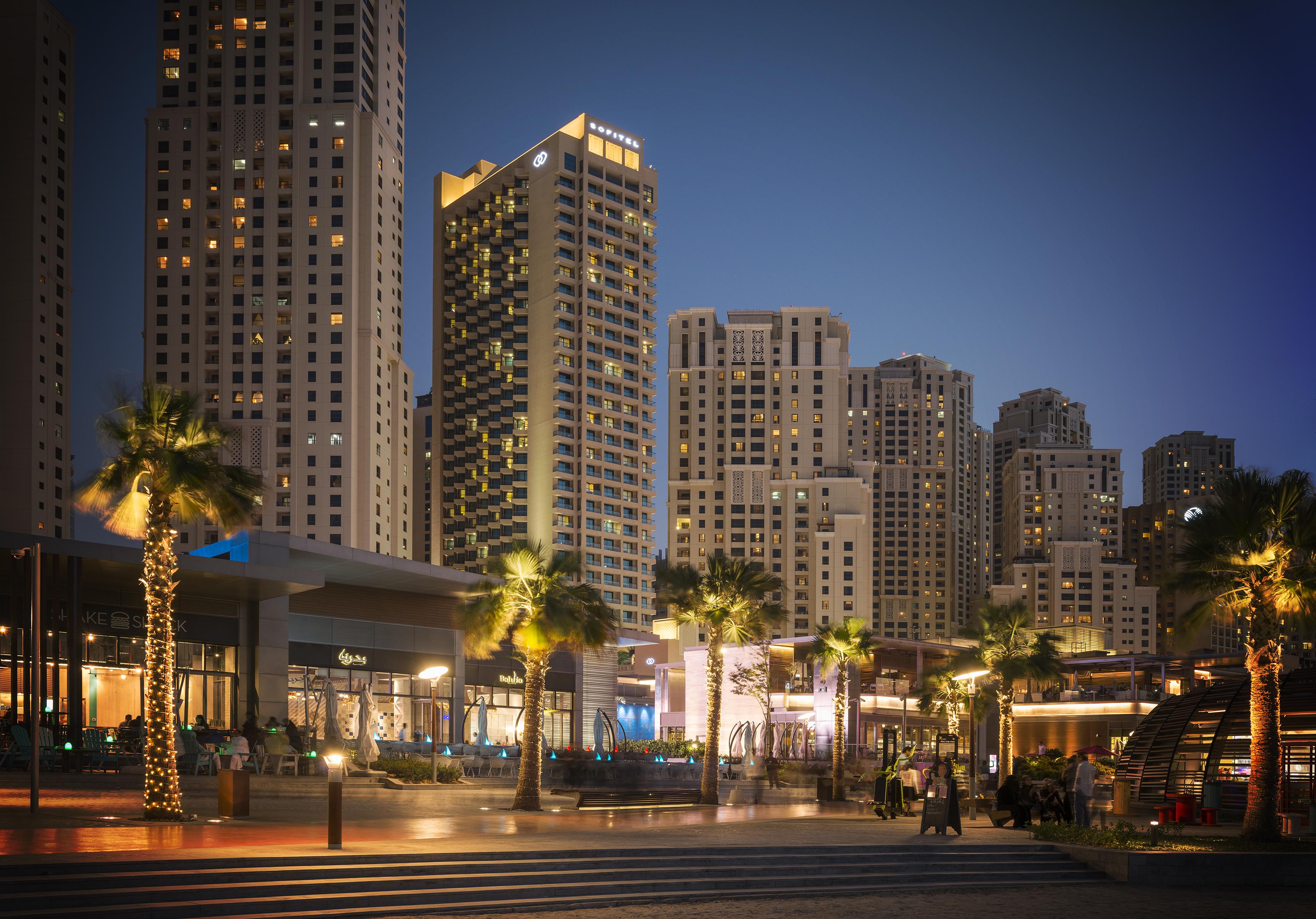 Sofitel Dubai Jumeirah Beach Exterior photo